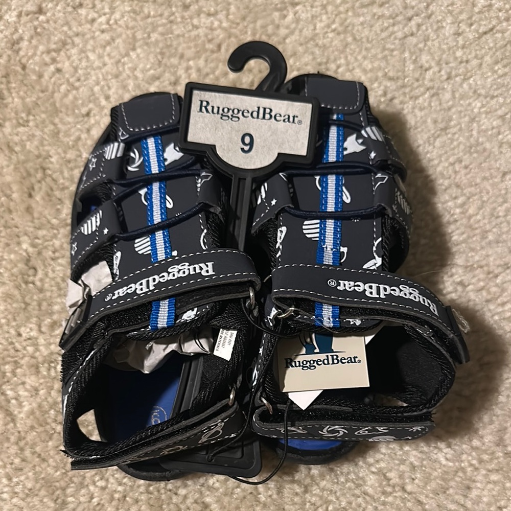 NWT RuggedBear Black and Blue Sandals size 9